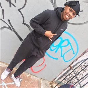 Meet your Posher, Robert